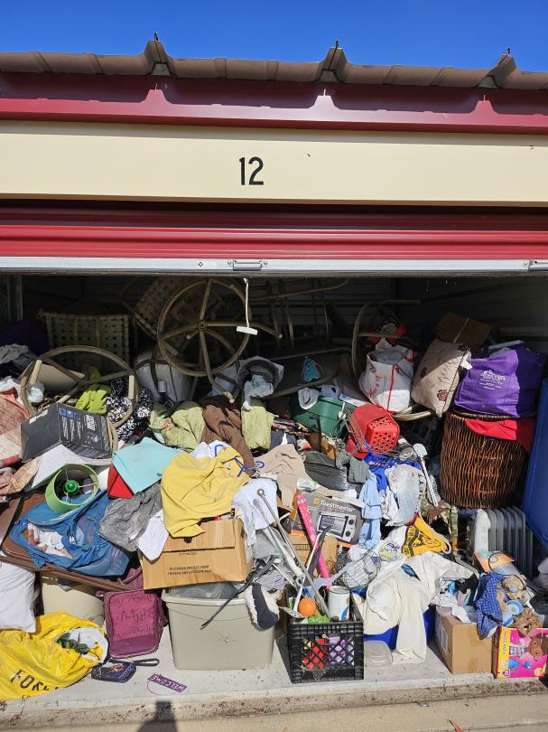 Storage Unit Auction in Belleville, IL at Gateway Storage Mall